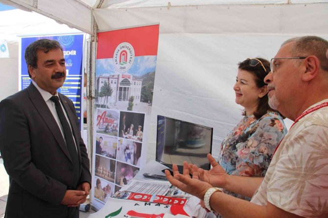 Sivas’ta 13 Üniversite Görücüye Çıktı