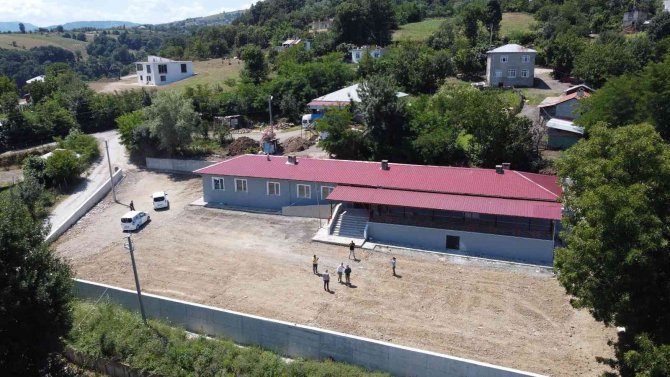 Tekkeköy’de 7 Mahalleye Park Ve Spor Alanı Kazandırılıyor