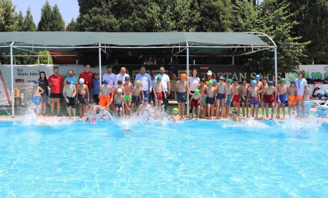 Turgutlu Belediyesi Yaz Spor Okullarında Spor Ve Eğlence Bir Arada