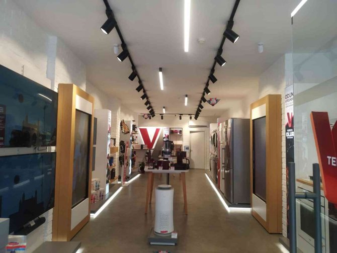 Vestel Ekspres, Susurluk Ve Karesi Mağazaları Açıldı