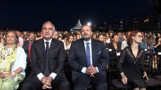 Dünyaca Ünlü Carmen Operası’na Yoğun İlgi