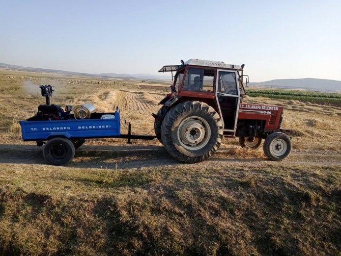 Aslanapa Belediyesi’nden Haşere İlaçlama Çalışması
