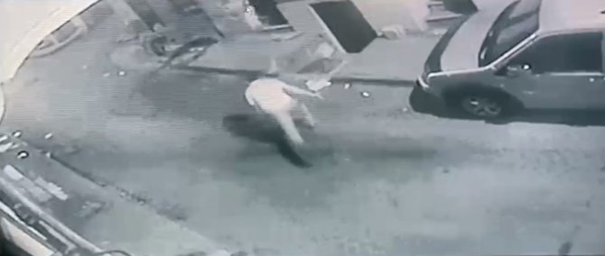 İ̇stanbul’da Dehşet Anları Kamerada: Önce Vurdular Sonra Kavga Edip Kaçtılar