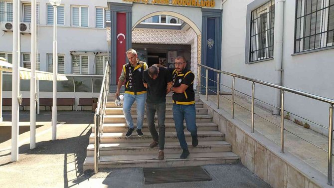 Bursa’da Husumetlisini Başından Vuran Zanlı Adliyeye Sevk Edildi