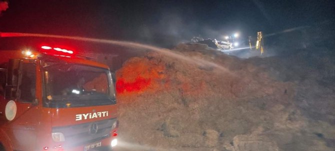 Mandırada Çıkan Yangın Korkuttu