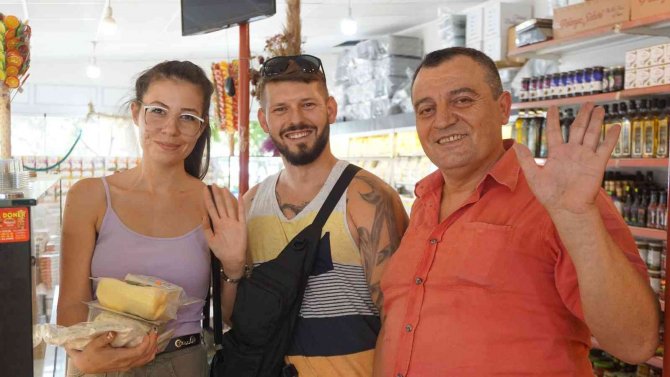 Pasaportsuz Giriş Başladı, Bulgar Turistler Edirne’ye Akın Etti