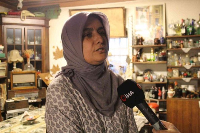 20 Yıldır Biriktirdiği Eşyalarla Eskici Kafe Açtı