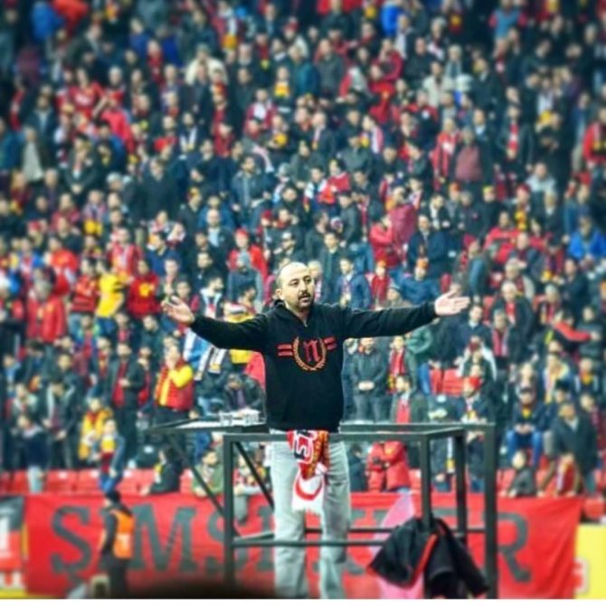 Eskişehirspor Taraftarının Abdullah Avcı’ya Tepkisi Sürüyor