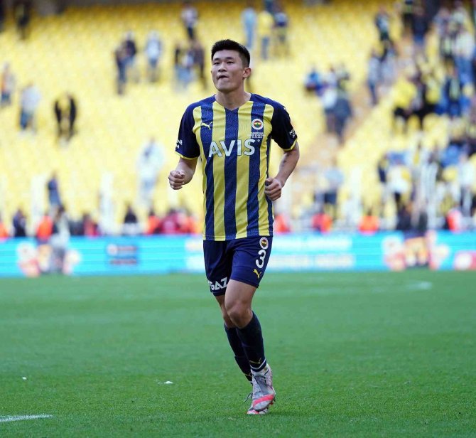 Kim Min-jae Resmen Napoli’de
