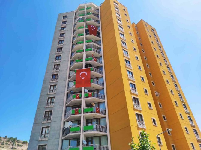 Fırat Kalkanı Şehidinin Ailesine Acı Haber Verildi