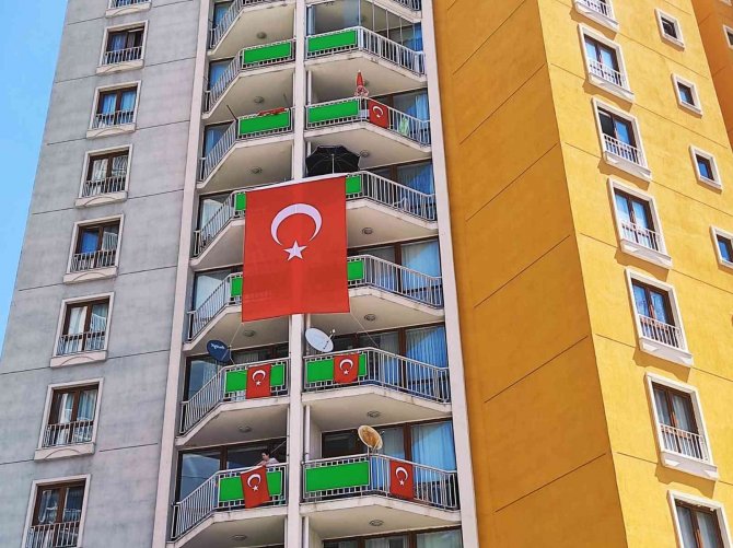 Fırat Kalkanı Şehidinin Ailesine Acı Haber Verildi