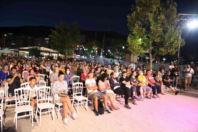 Erkan Can, Güven Kıraç Ve Yüksel Aksu Gemlik Film Festivali’nde Buluştu