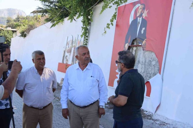 Dörtyol’da Milli Mücadele Kahramanlarının Resimleri Tahrip Edildi