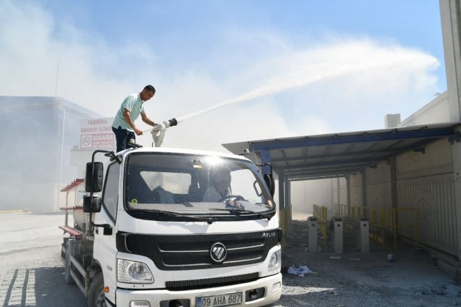 Kipaş Kağıt Fabrikası’ndaki Yangına Müdahale Sürüyor