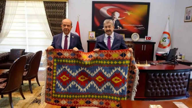 Kktc Cumhurbaşkanı Tatar: "Barış Ve Huzur İçerisinde Yaşamak En Büyük Erenimizdir”