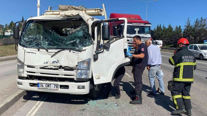 D-100’de Zincirleme Kaza: 1 Yaralı