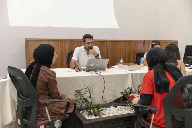 Mersin’de ’Yks Tercih Danışmanlık Günleri’ Başladı