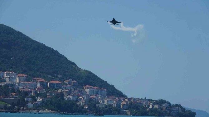 Solotürk’ün Prova Uçuşu Nefes Kesti