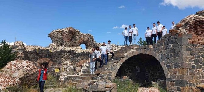 ‘Anadoluyuz Biz’ Projesiyle Erzurum’u Gezdiler