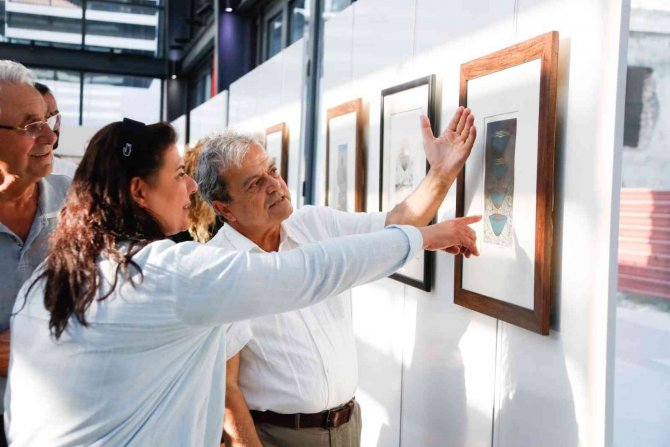 Tekstil Park Sanat Galerisi’nde ’Kadınların Gizemli Dünyaları’ Adlı Sergi Açıldı