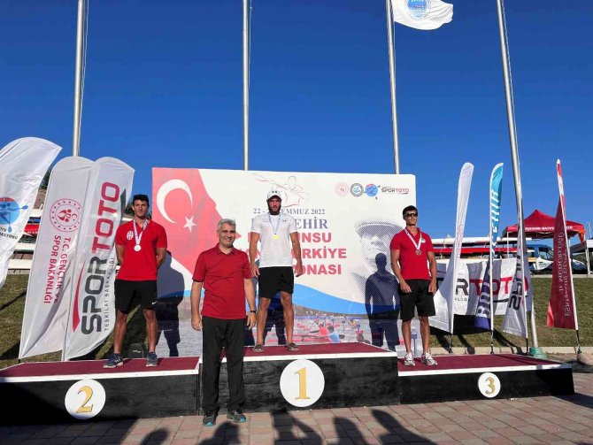 Milli Kanocu Mustafa Özmen, 6 Altın Ve 1 Gümüş Madalyanın Sahibi Oldu