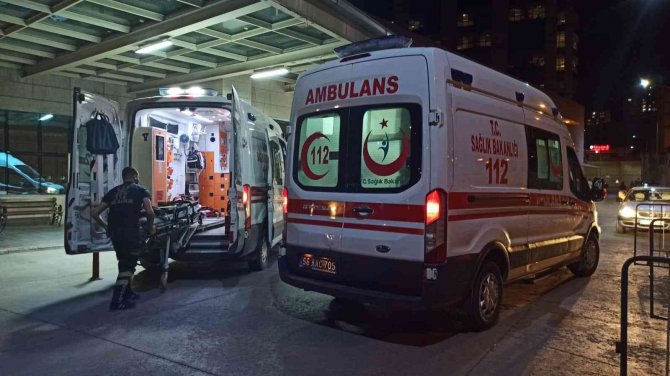 Siirt’te Kamyonet Baraj Gölüne Uçtu: 3’ü Çocuk 7 Yaralı