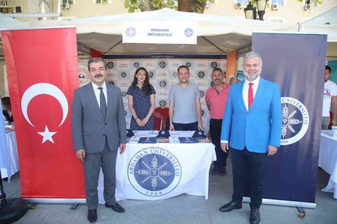 Tokat’ta, 13 Üniversite Görücüye Çıktı