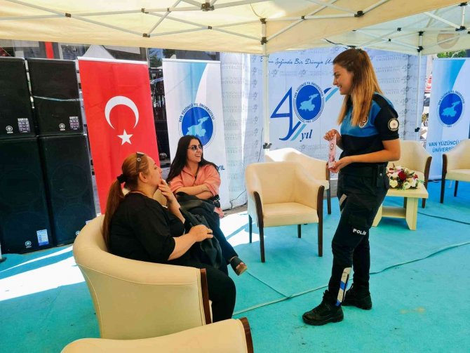 Van Polisinden Bilgilendirme Çalışması