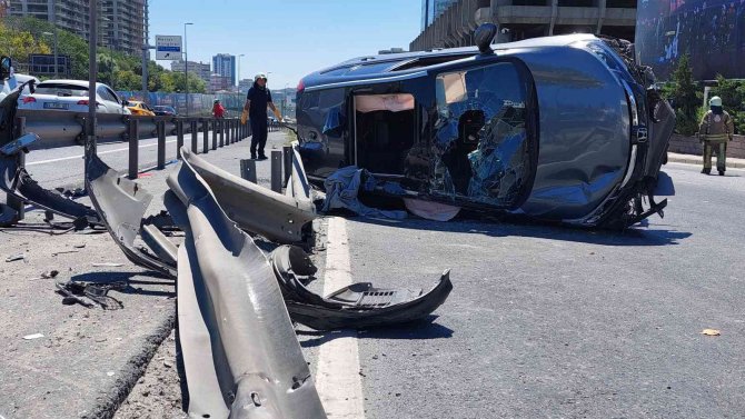 Zeytinburnu’nda Cip Takla Attı: 4 Kişi Hafif Yaralandı