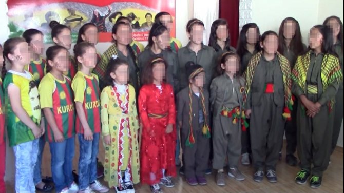 Kültür Merkezinde Çocukları Militanlaştırıyorlar