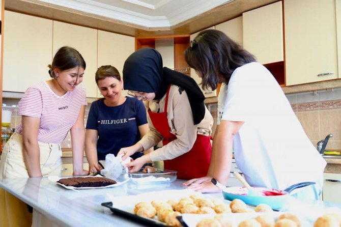 Başkan Dinçer: “Çocuklarımızın Milli Ve Manevi Değerlerle Yetişmesi İçin Çalışıyoruz”