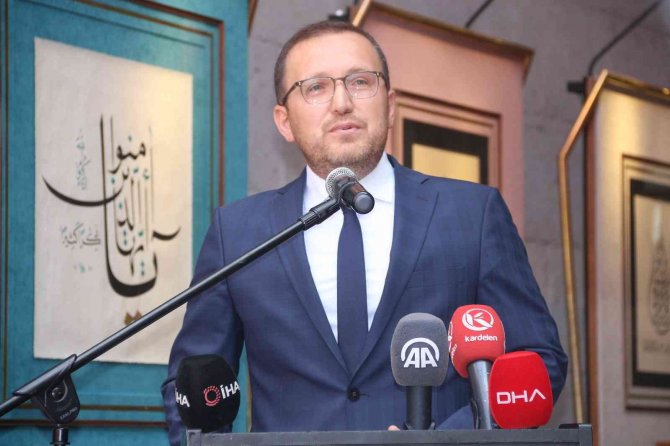 ‘İ̇man Ayetleri Hat Sergisi’ Erzurum’da Sanatseverlerle Buluştu