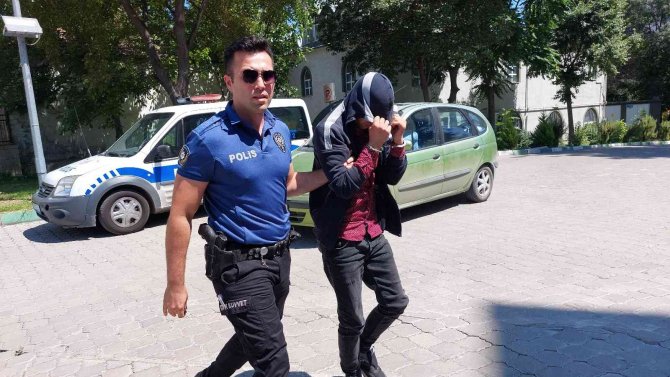 Gurbetçi Kadının Boynundaki Altın Kolyeyi Alıp Kaçan Kapkaççı Adliyeye Sevk Edildi