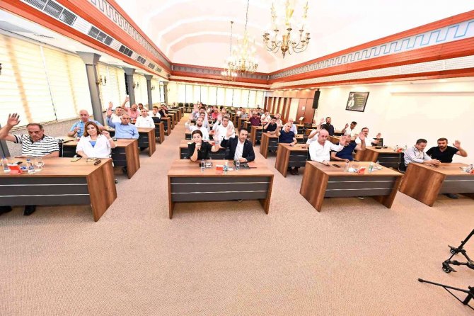 Denizli’nin İhracatı 6 Ayda 2,5 Milyar Doları Aştı