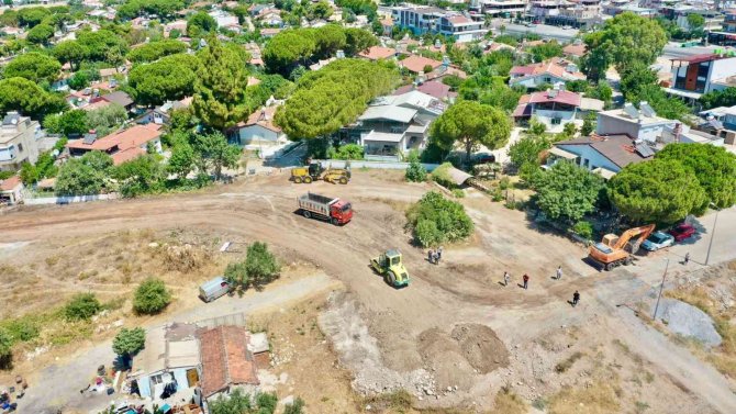 Didim’in Yolları Yenileniyor