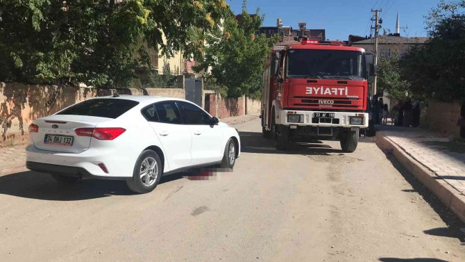 Otomobilin Çarptığı 13 Yaşındaki Çocuk Öldü