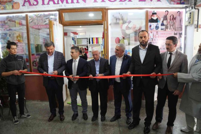 Asya’mın Hobi Evi’nde Kadınlar Hem El Emeklerini Sergileyecek Hem De Kurs Alacak