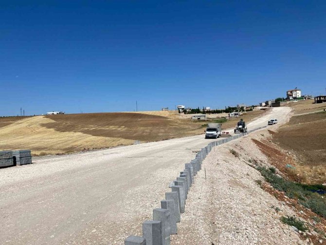 Güney Batı Çevre Yolu Kaldırım Çalışmaları Devam Ediyor