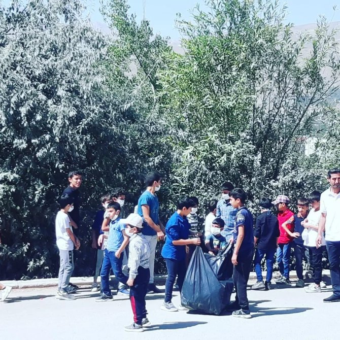 Kur’an Kursu Öğrencilerinden Örnek Davranış