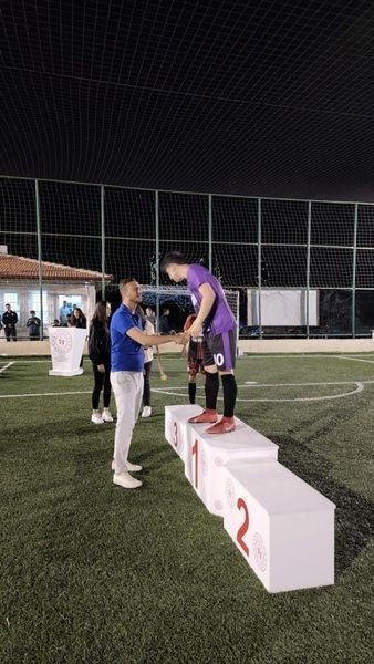 İ̇lk Üçe Giren Takımlara Madalyaları Takdim Edildi