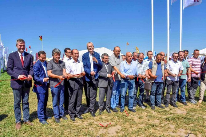 Salçalık Domateste Marka Olan Karacabey’de Domates Fuarı