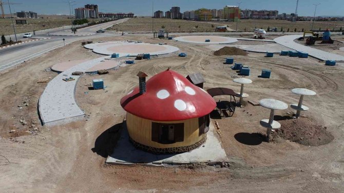 Karaman’da Yeşil Alan Ve Park Çalışmaları Devam Ediyor