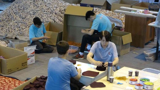 Meslek Lisesi Öğrencilerinin Ürettiği Ahşap Oyuncaklara Suudi Arabistan’dan Bayilik Talebi