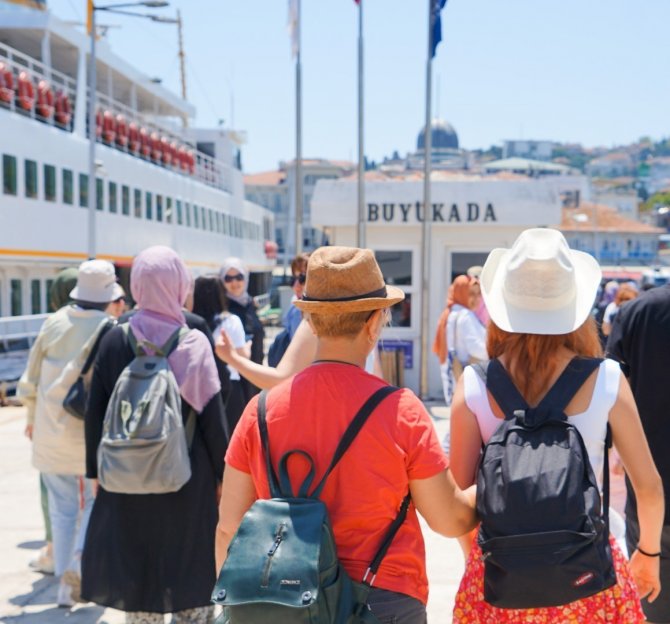 Büyükada’ya Tur Keyfi