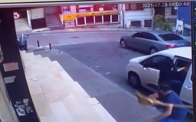 Mecidiyeköy’de Akıl Almaz Anlar: Süpürgeyle Hırsızları Kovalayıp Kaçırdı