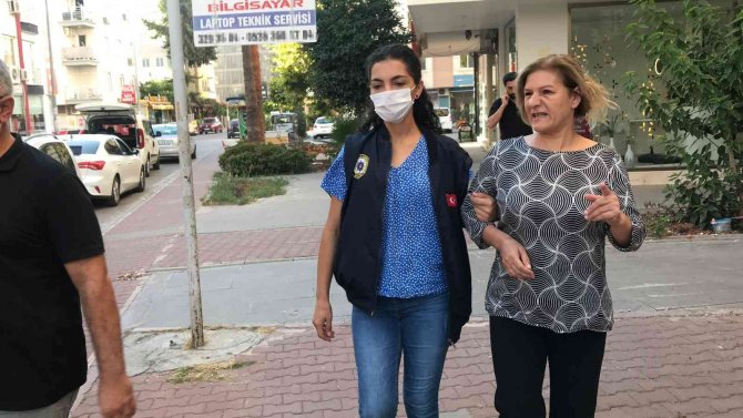Hdp Mersin İ̇l Başkanı İle 4 Hdp’li Meclis Üyesi Gözaltında
