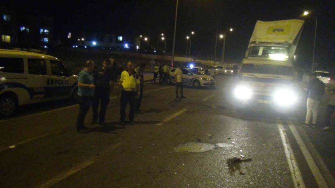 Şanlıurfa’da Kamyonet İle Otomobil Çarpıştı: 5 Yaralı