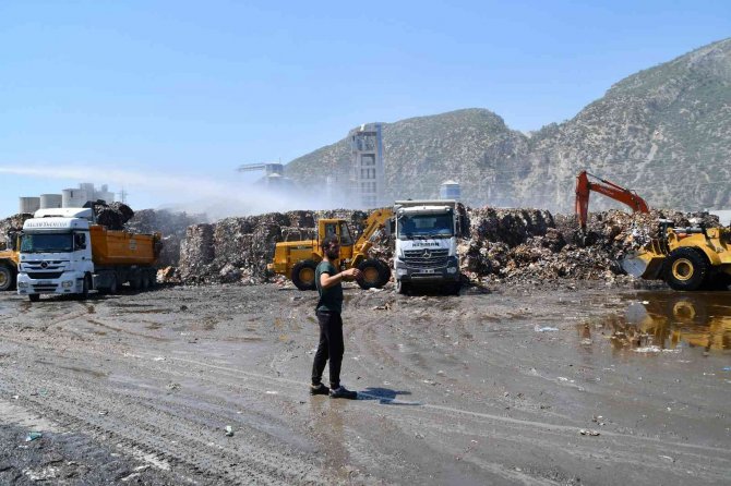 Söke Kipaş’ta Yangın Söndü, Soğutma Çalışması Devam Ediyor