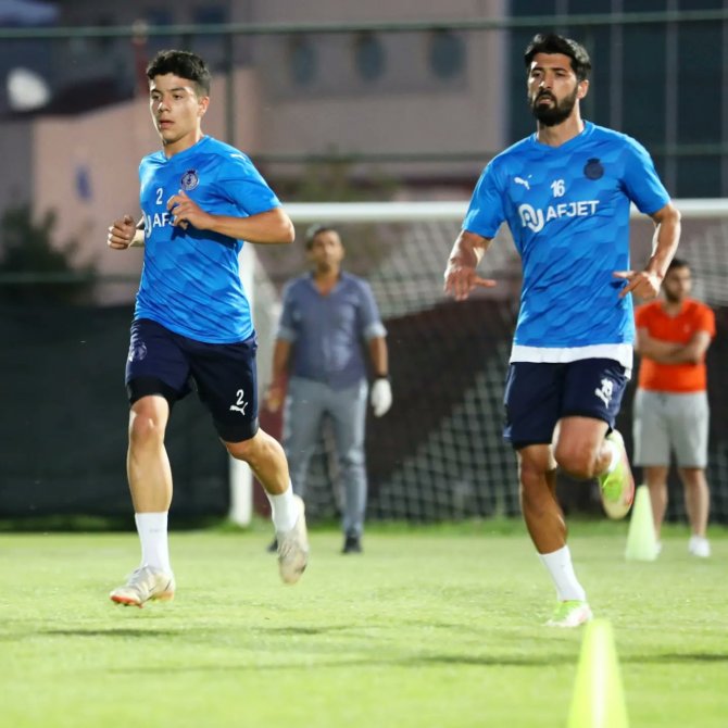 Afyonsporlu Futbolcuların Performans Testleri Yapıldı