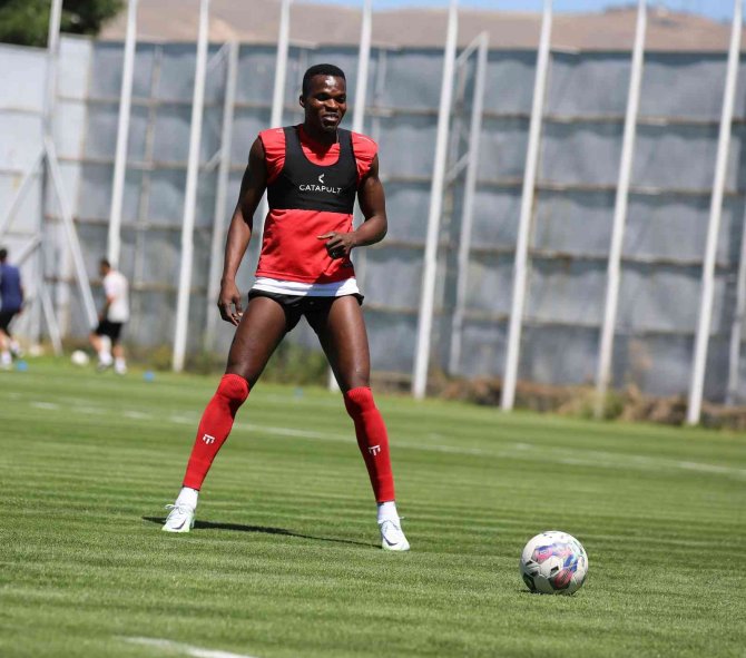 Sivasspor’da Süper Kupa Mesaisi